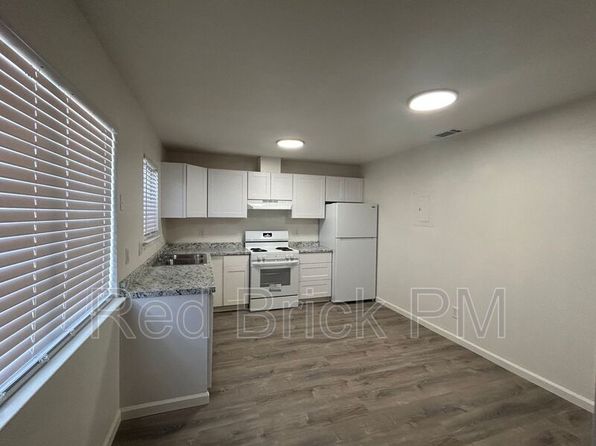 101 Kings Ave