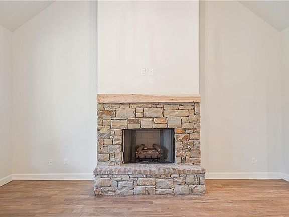 4th image of 8940 SW 109th St