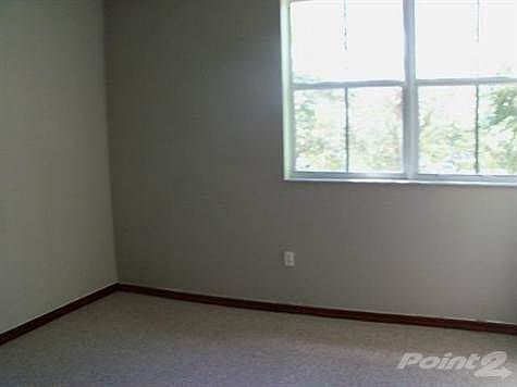 4th image of 636 SW 107th Ave #605