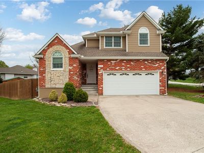1115 NE Deerbrook Ter, Lees Summit, MO, 64086
