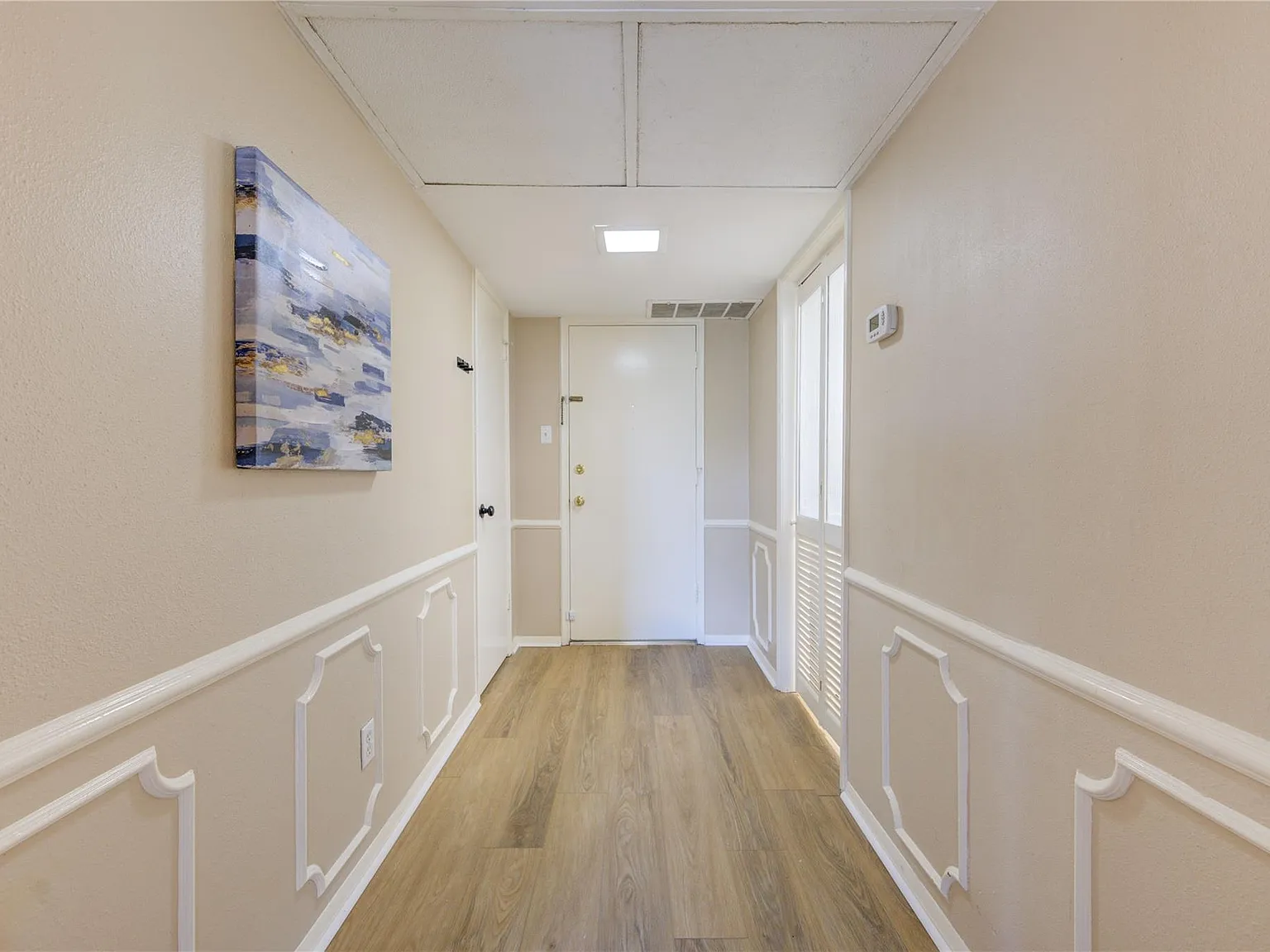 3 bed, 2.0 bath, 1710 sqft, $2,380 — Photo 4