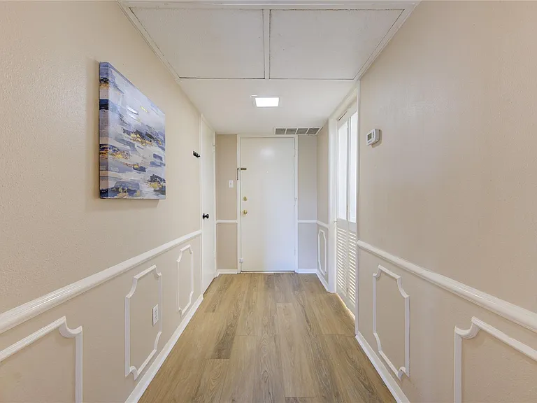 351 N Post Oak Ln #805 — Photo 4