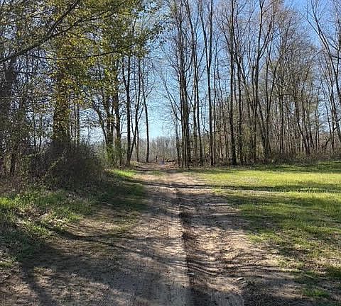 3rd image of 27 Mile Rd