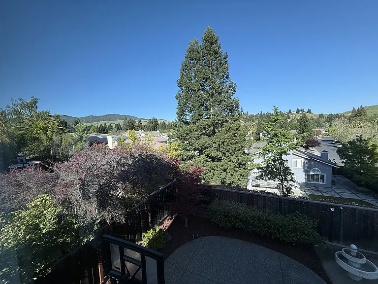 600 Bourne Ct — Photo 22