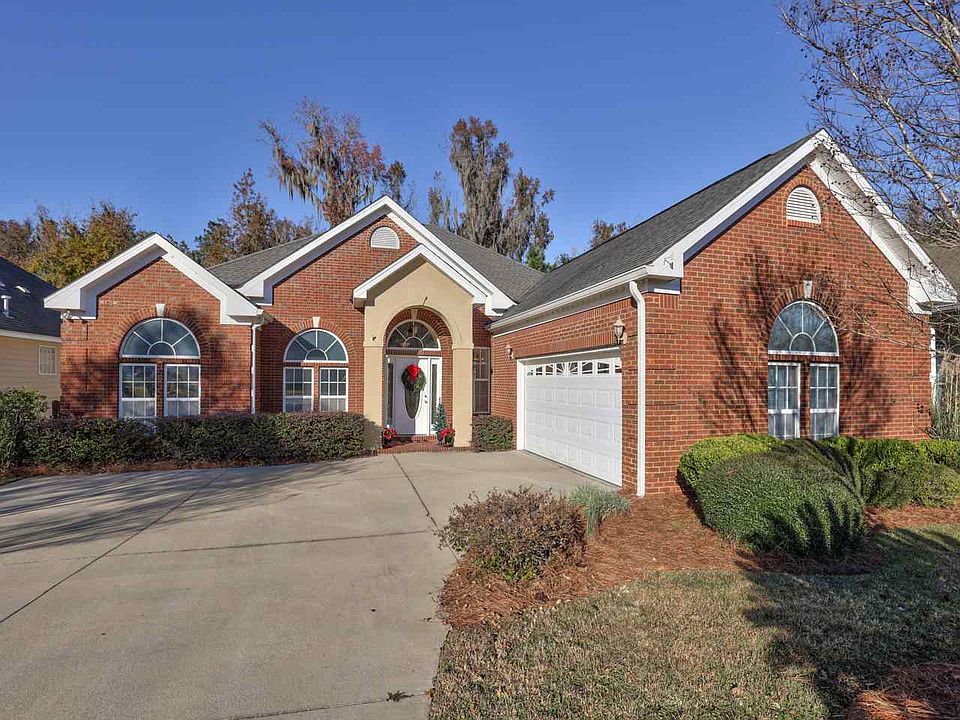 1st image of 5660 Burnside Cir