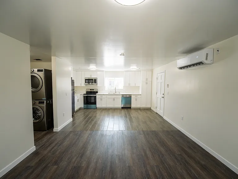 2028 Meridian Ave #E — Photo 6