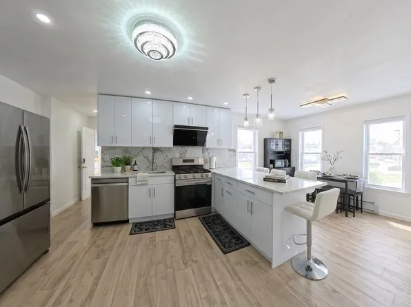 146 Pierce St, Malden, MA 02148