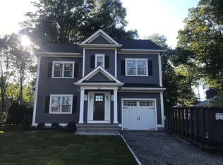 28 Ellers Dr, Chatham, NJ