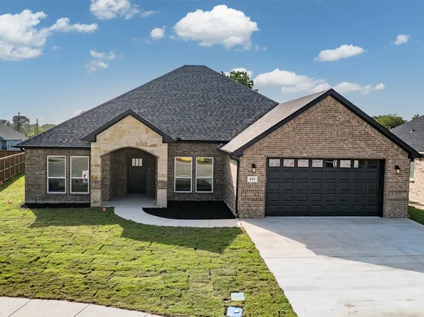 519 Limestone Cir, Mabank, TX 75147