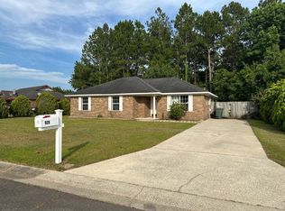 929 Poppleton Dr, Hinesville, GA 31313