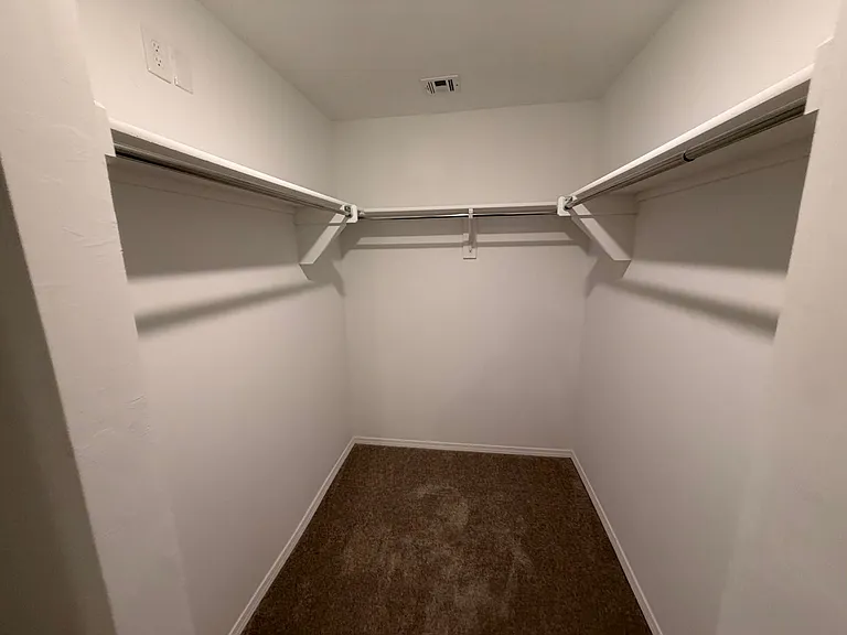 4323 S Blackberry St — Photo 27
