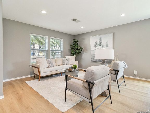 5th image of 10210 Sandbrook Hill