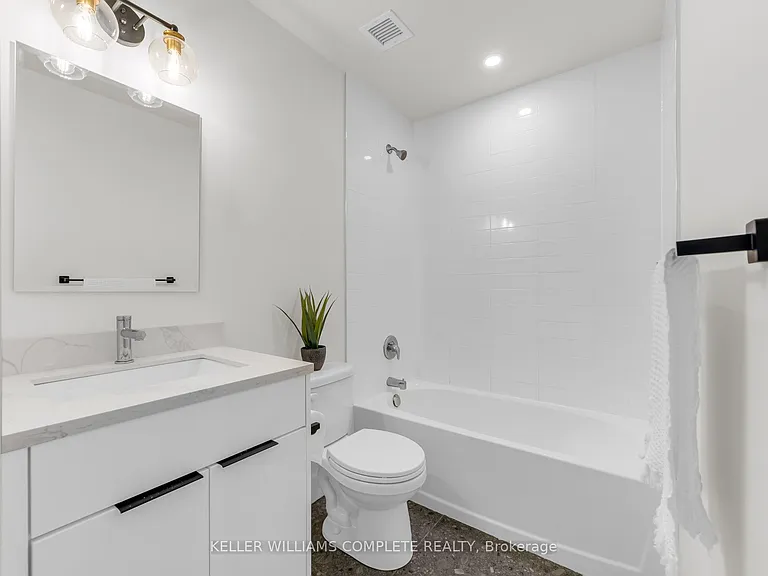 24 Augusta St #610 — Photo 12