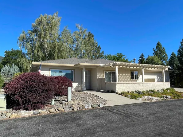 410 Green Heron Dr, Yreka, CA 96097