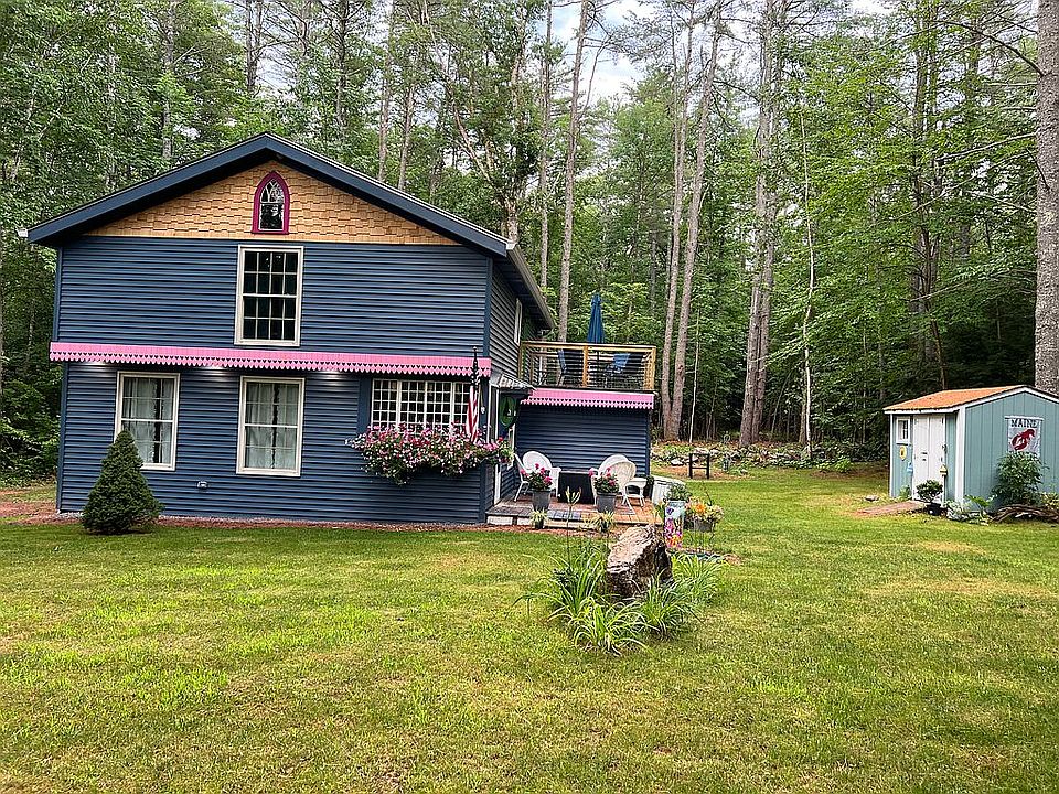 Landscaped lawn 