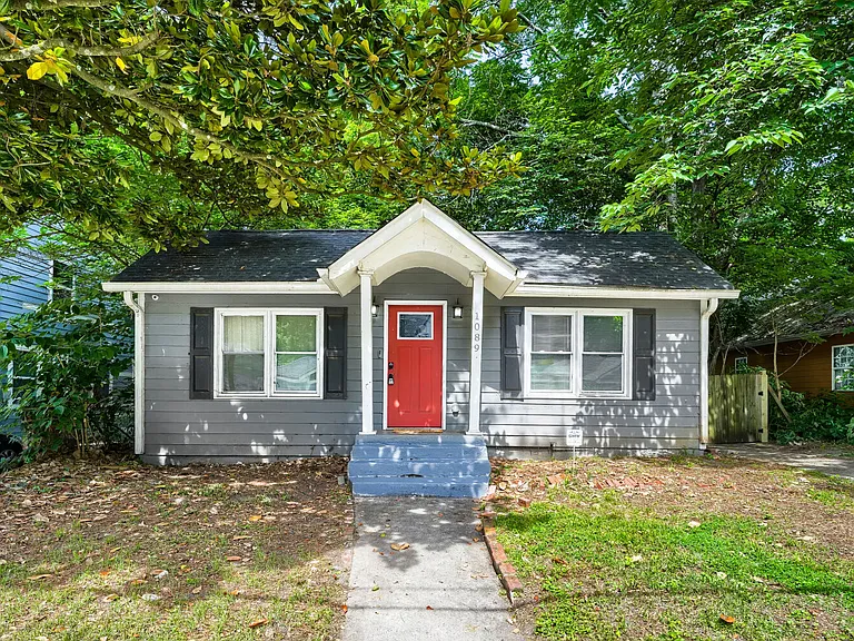 1089 McDaniel St SW — Photo 1