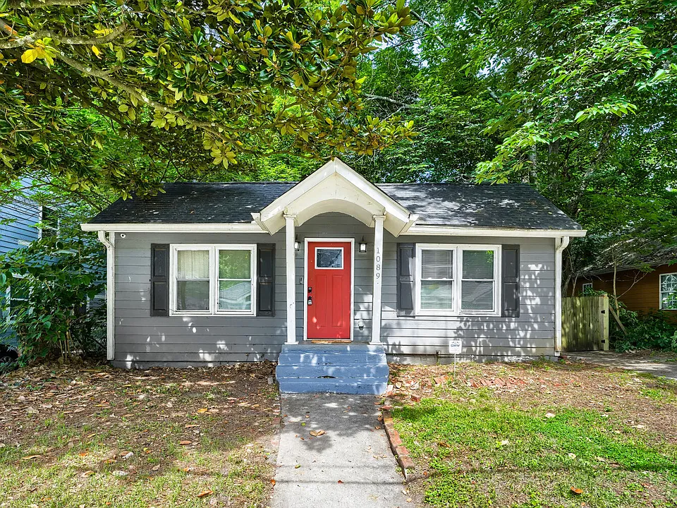 1089 McDaniel St SW