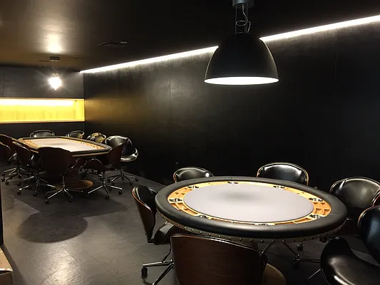 Rented by The Durst Organization | media 7