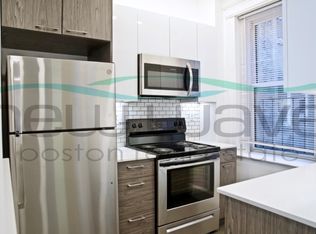 28 Queensberry St #18, Boston, MA 02215