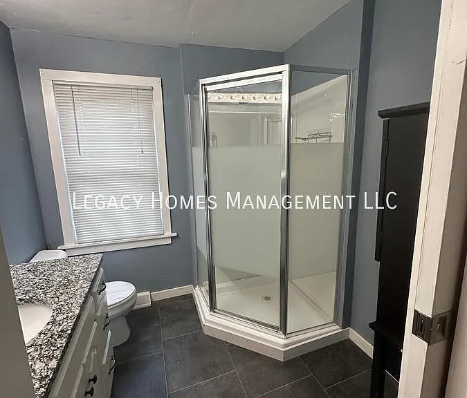 962 Lakeview Dr — Photo 12