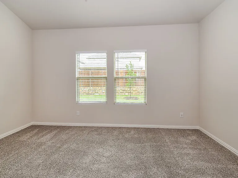 1411 Rolling Fox Dr — Photo 12