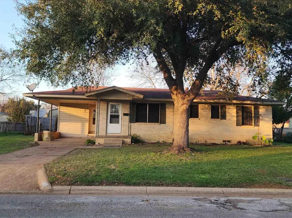204 Alexander St, Jacksonville, TX 75766