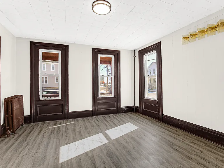 201 N Hickory St #1 — Photo 7