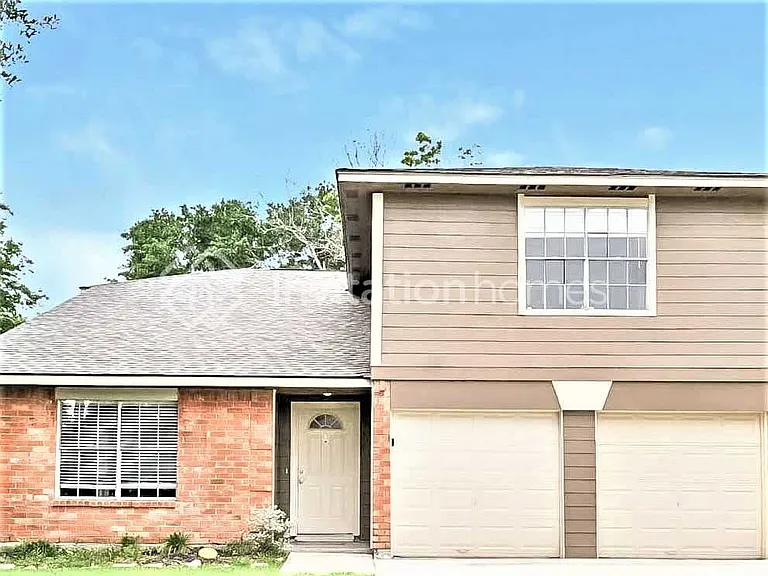 2326 Meade Ct — Photo 1