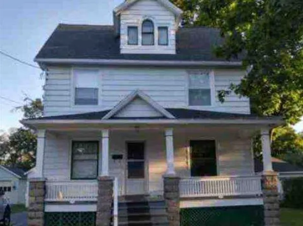 212 Van Dusen St, Newark, NY 14513