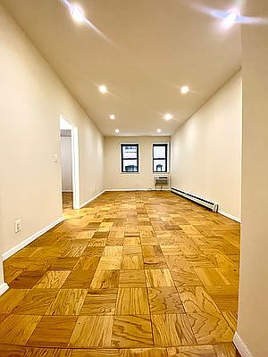 4th image of 555 E 78th St APT 2E