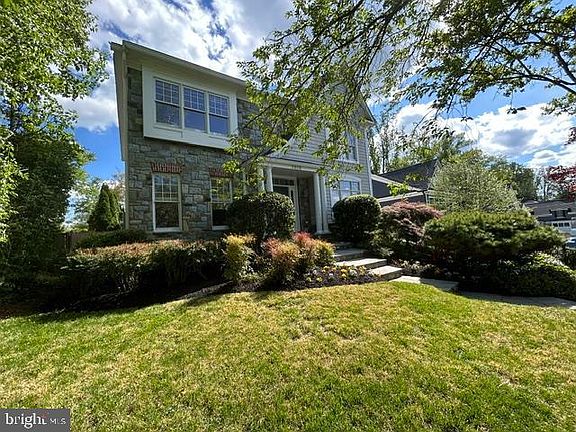3rd image of 5836 Conway Rd