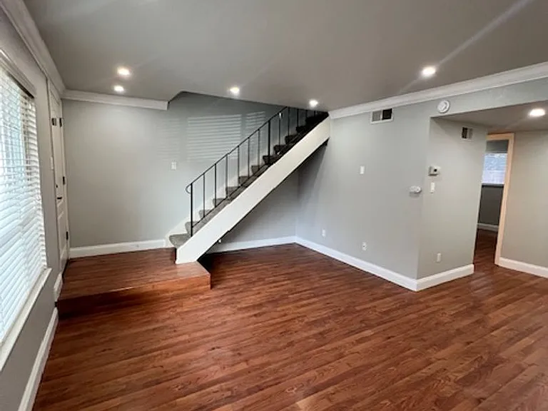 1966 Benita Dr #4 — Photo 3