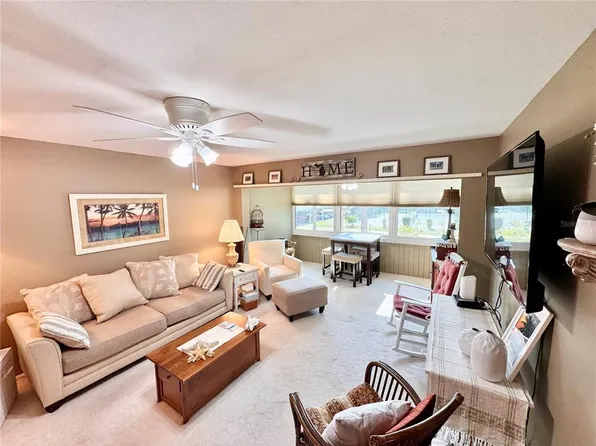 21280 Brinson Ave APT 218, Port Charlotte, FL 33952