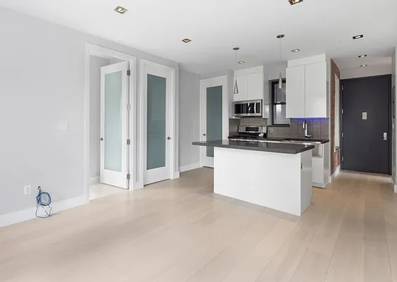 Rented by REAL New York | media 2