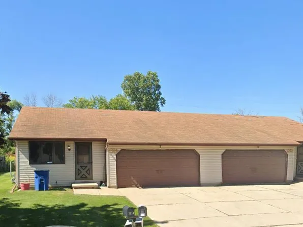 2212 CRARY STREET, Green Bay, WI 54304