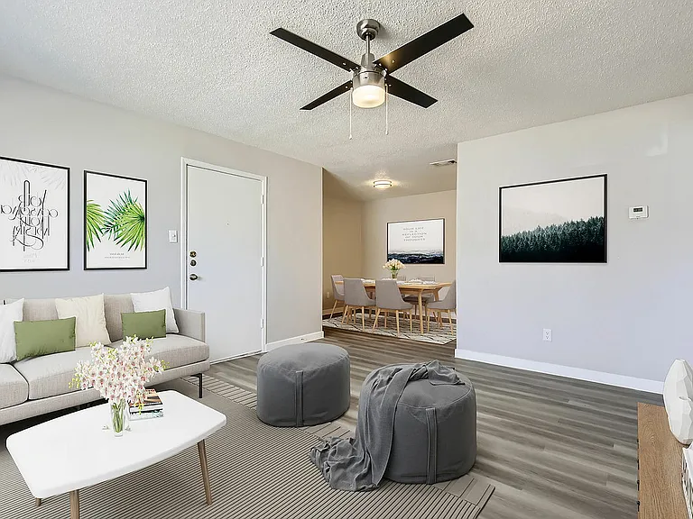 Rise Hillcrest — Photo 12