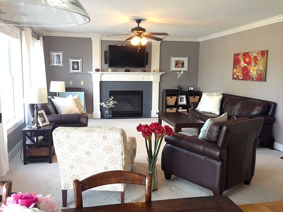 Living Room, Gas Fireplace
