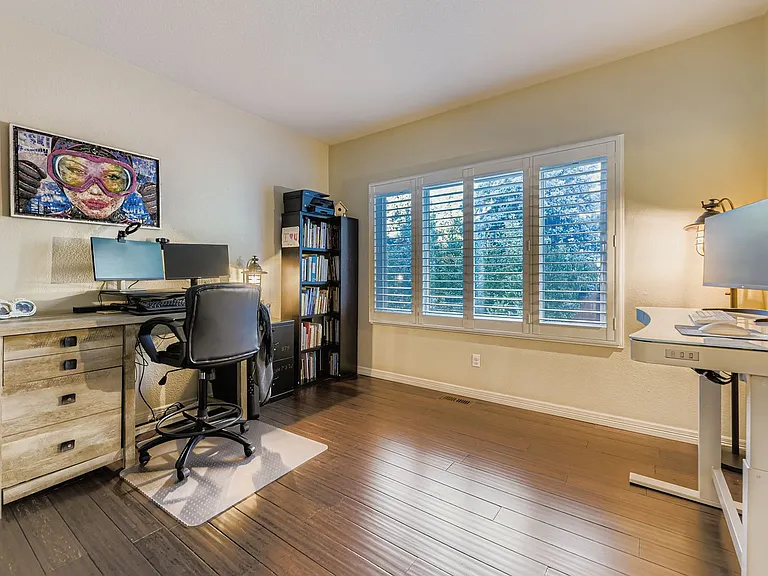 8356 Green Island Cir — Photo 12