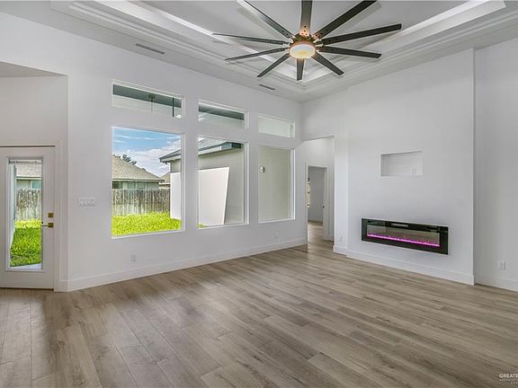 5th image of 3200 Guadalupe Ave