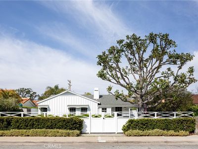 422 Magnolia St, Costa Mesa, CA, 92627