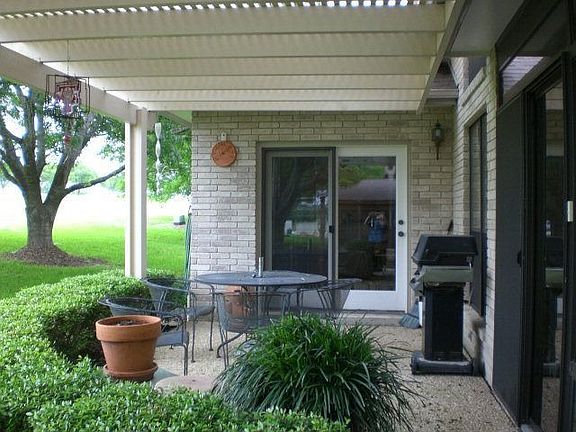 3rd image of 3609 Elm Ct