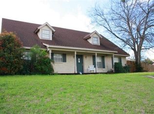 6140 Challedon Ln, Dallas, TX 75211