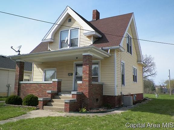 2nd image of 1121 E North St