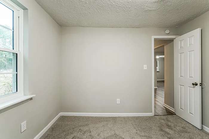 105 Weathington St SW — Photo 7