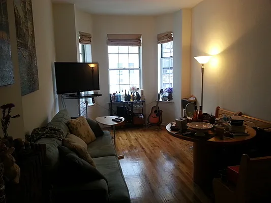 Rented by America Mecca Realty LLC | media 23