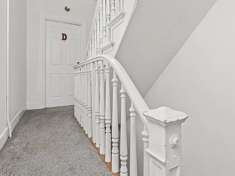 116 E Walnut Ave — Photo 5