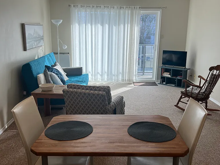 1024 Fairfield Rd #203 — Photo 4