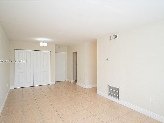4th image of 17255 SW 95th Ave APT 457