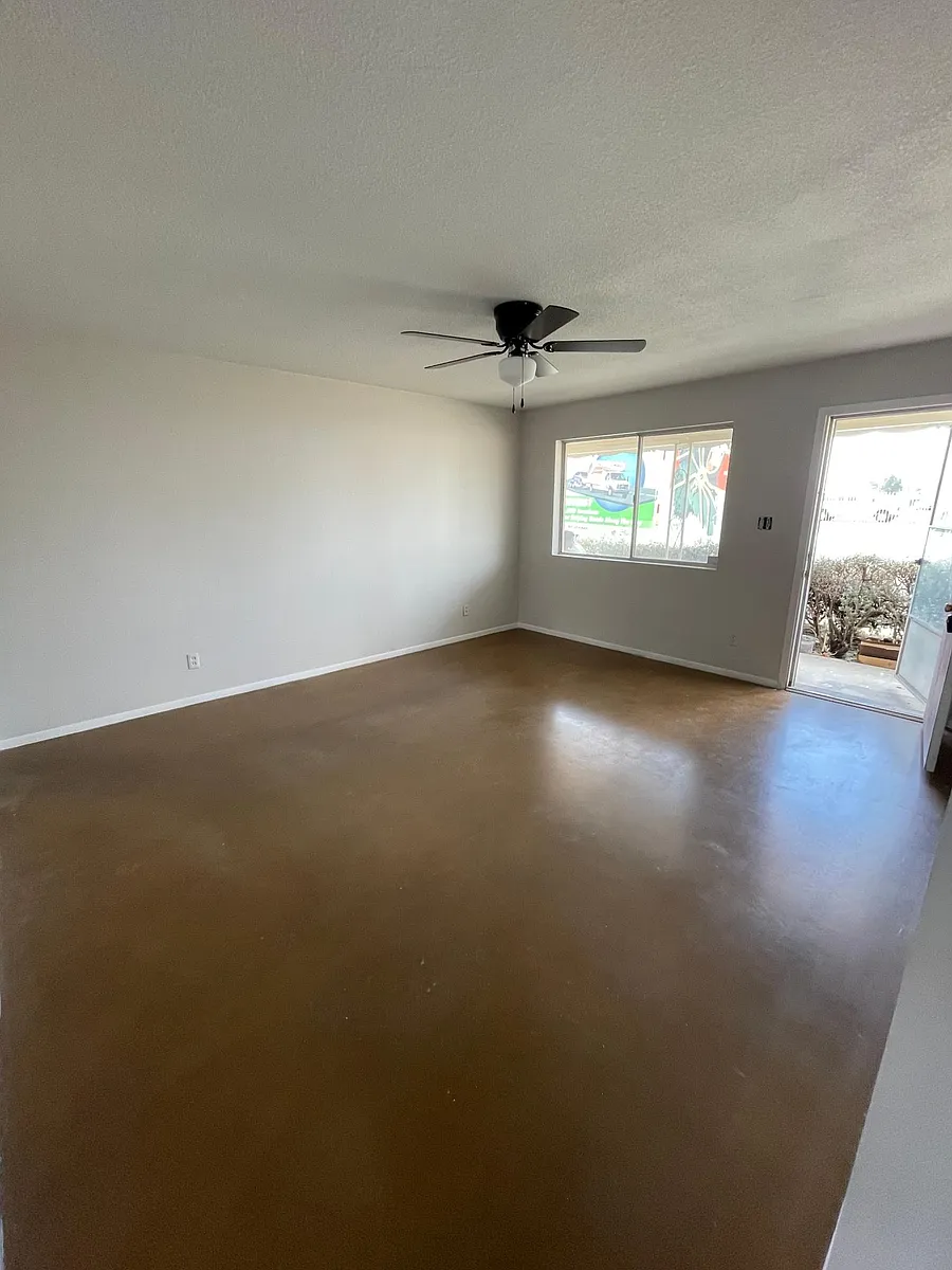 Building Photo - 5225 N 35th Dr