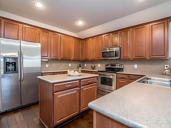 3rd image of 2129 Michelle Creek Dr